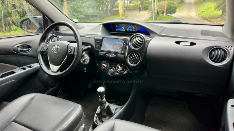 ETIOS 1.5 XLS 16V FLEX 4P MANUAL - 2017 - CAXIAS DO SUL
