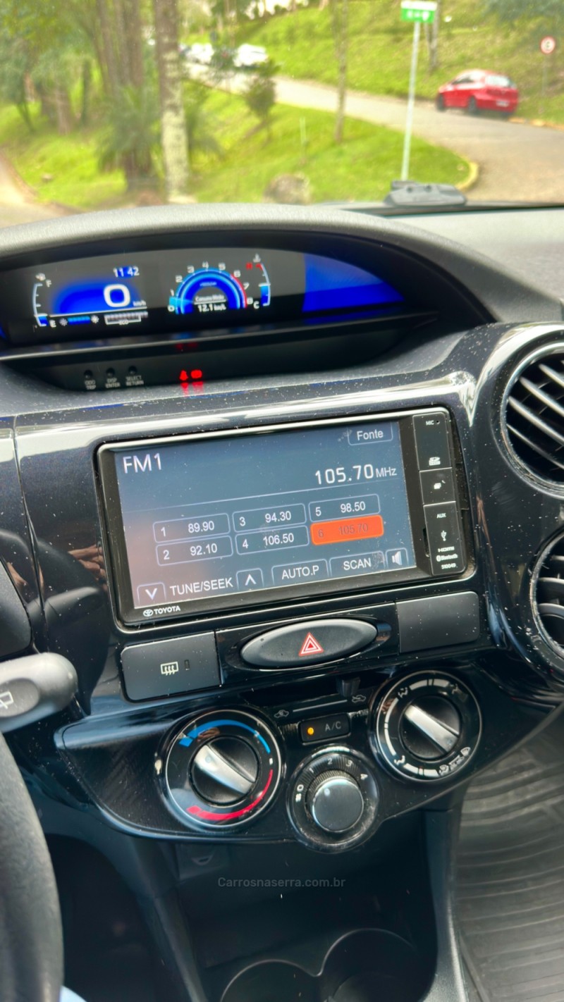ETIOS 1.5 XLS 16V FLEX 4P MANUAL - 2017 - CAXIAS DO SUL