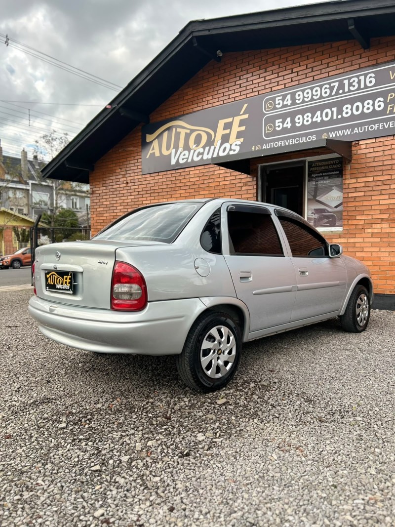 CORSA 1.0 MPFI MILENIUM SEDAN 8V GASOLINA 4P MANUAL - 2001 - CANELA
