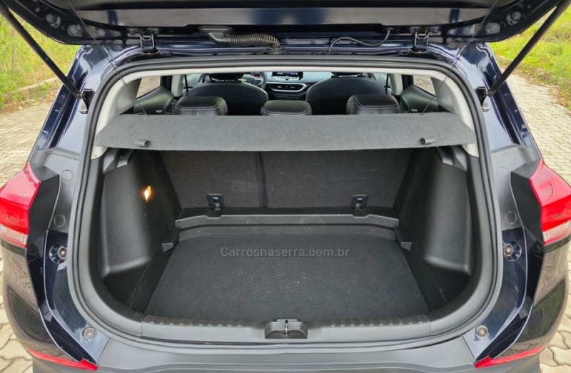 TRACKER 1.2 12V PREMIER TURBO FLEX 4P AUTOMÁTICO - 2023 - BENTO GONçALVES