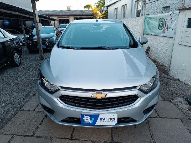 ONIX 1.0 MPFI LT 8V FLEX 4P MANUAL - 2018 - BENTO GONçALVES