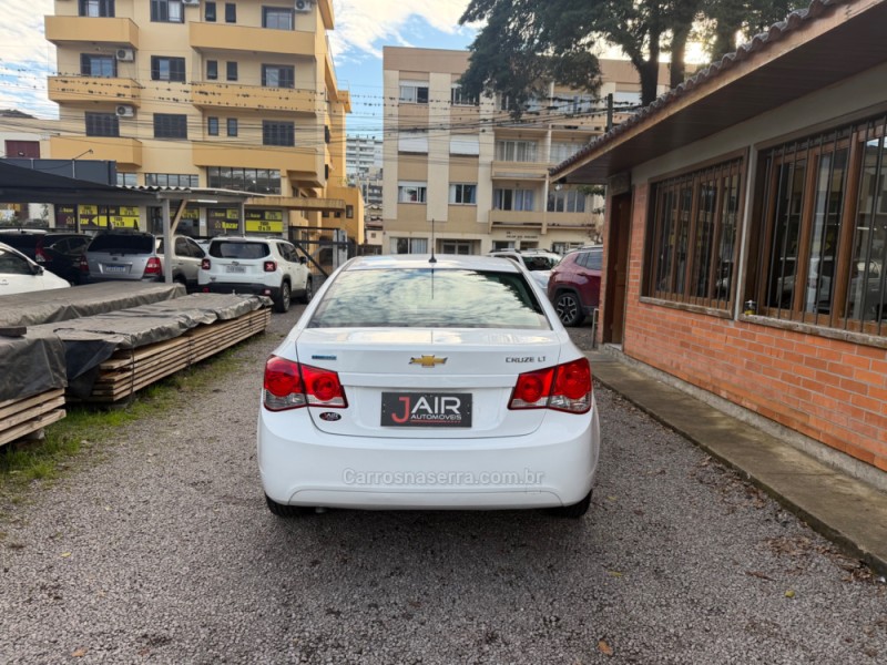 CRUZE 1.8 LT 16V FLEX 4P AUTOMÁTICO - 2015 - GARIBALDI