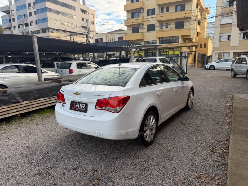 CRUZE 1.8 LT 16V FLEX 4P AUTOMÁTICO - 2015 - GARIBALDI