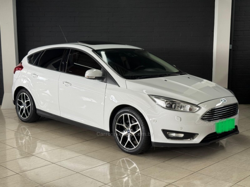 focus 2.0 titanium plus hatch 16v flex 4p auto 2016 bento goncalves