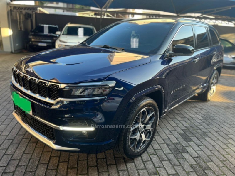 COMMANDER 1.3 OVERLAND T270 16V 4X2 TURBO FLEX 4P AUTOMÁTICO - 2022 - BENTO GONçALVES