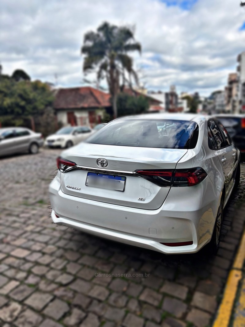 COROLLA 2.0 XEI 16V FLEX 4P AUTOMÁTICO - 2023 - NOVA PRATA