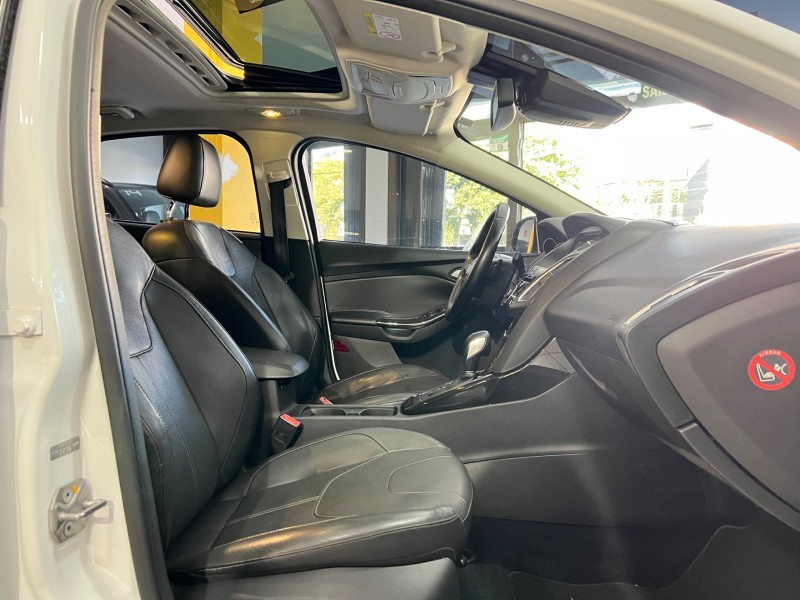FOCUS 2.0 TITANIUM PLUS SEDAN 16V FLEX 4P AUTOMÁTICO - 2016 - CAXIAS DO SUL