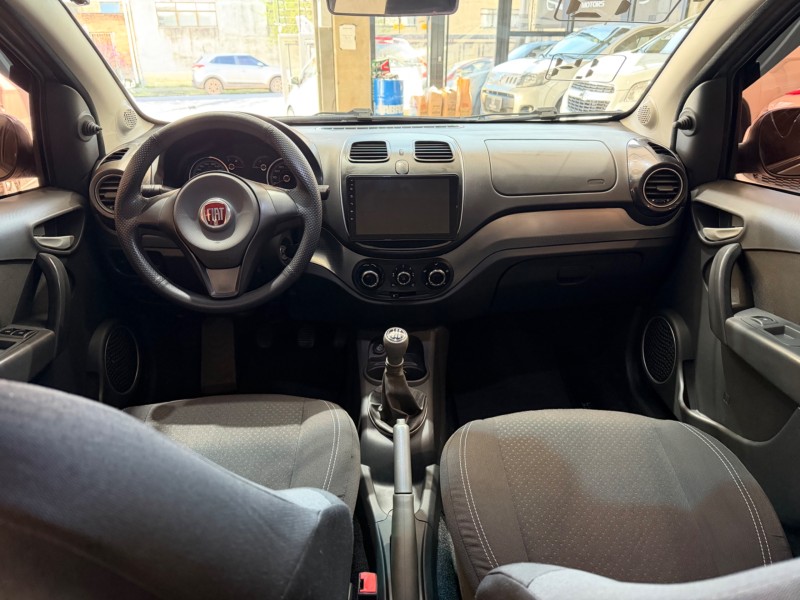 SIENA 1.4 MPI ATTRACTIVE 8V FLEX 4P MANUAL - 2015 - CAXIAS DO SUL