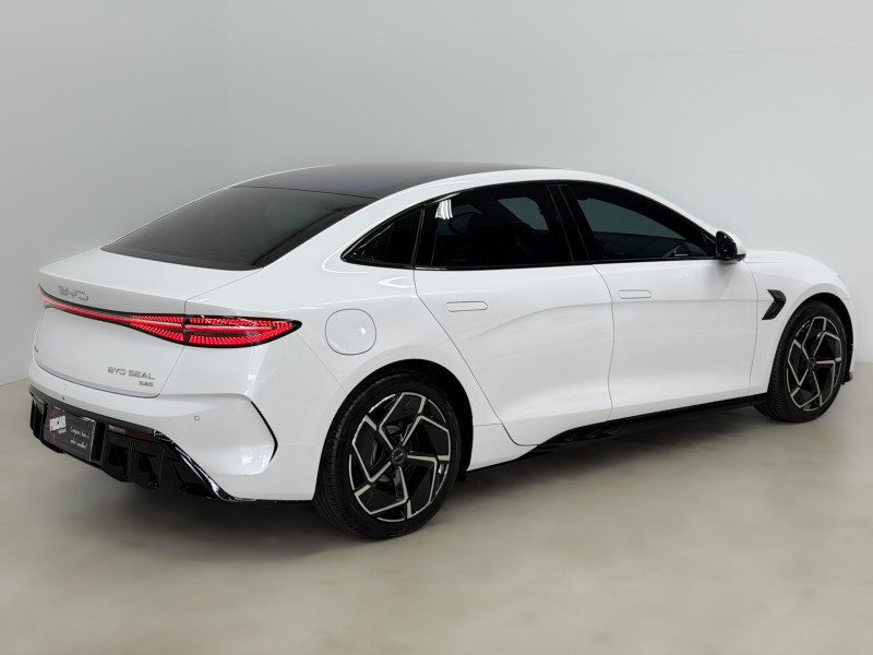 SEAL AWD ELÉTRICO 4P AUTOMÁTICO - 2025 - CAXIAS DO SUL