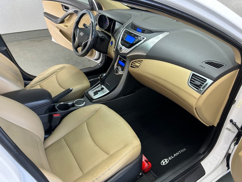 ELANTRA 1.8 GLS 16V GASOLINA 4P AUTOMÁTICO - 2013 - CAXIAS DO SUL