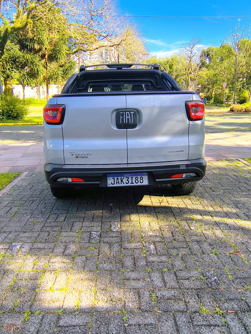 TORO 2.0 16V TURBO DIESEL FREEDOM 4WD AT9 AUTOMÁTICO - 2018 - FARROUPILHA