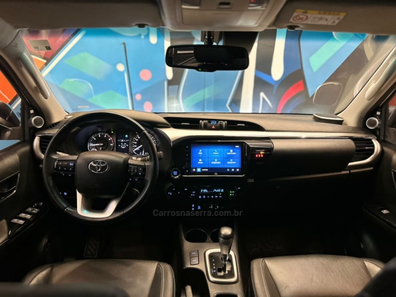 HILUX 2.8 SRX PLUS 4X4 CD TURBO DIESEL 4P AUTOMÁTICO - 2025 - NOVO HAMBURGO