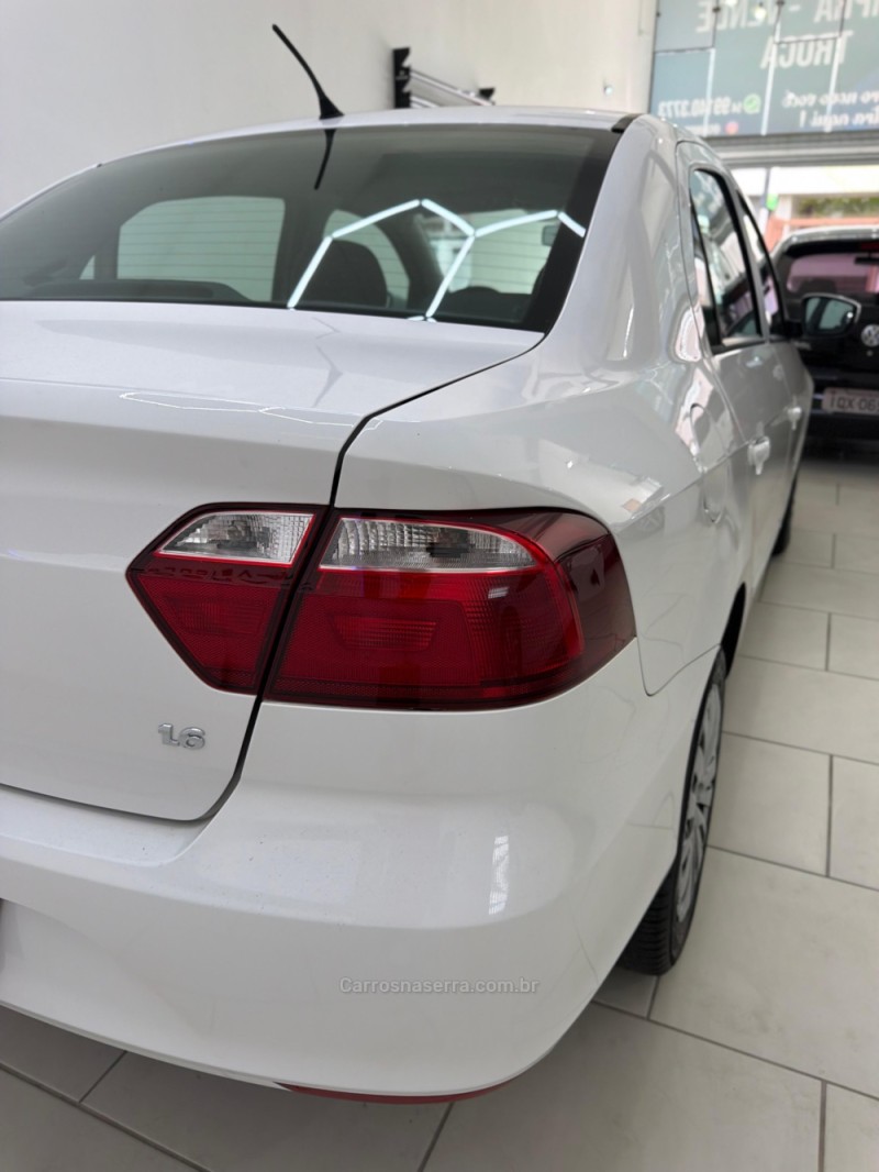 VOYAGE 1.6 MI TREND 8V FLEX 4P MANUAL - 2014 - CAXIAS DO SUL