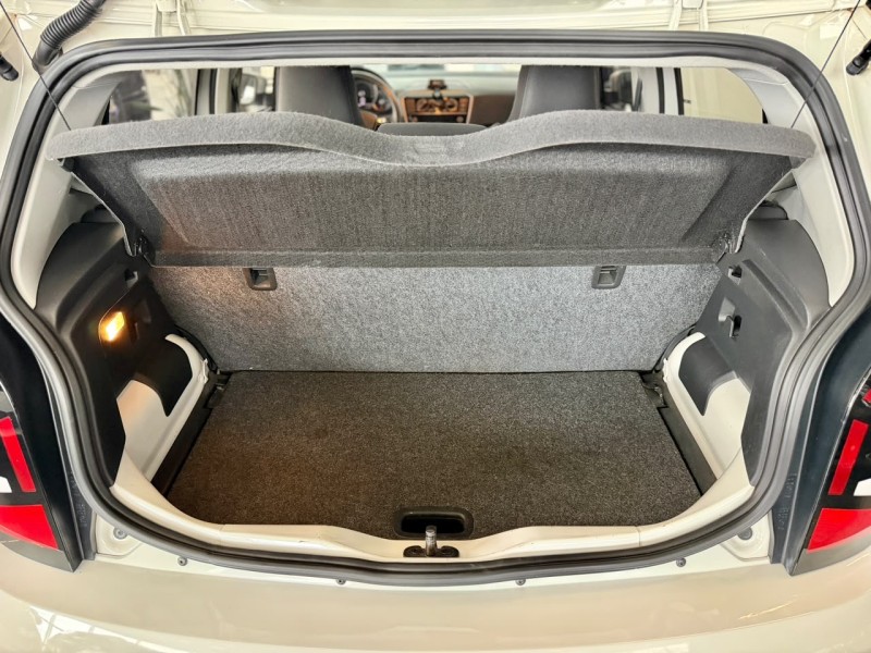 UP 1.0 TSI MOVE UP 12V FLEX 4P MANUAL - 2019 - CAXIAS DO SUL