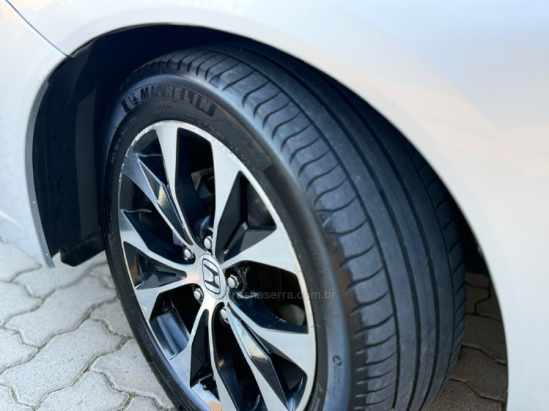 CIVIC 2.0 EXR 16V FLEX 4P AUTOMÁTICO - 2016 - TORRES
