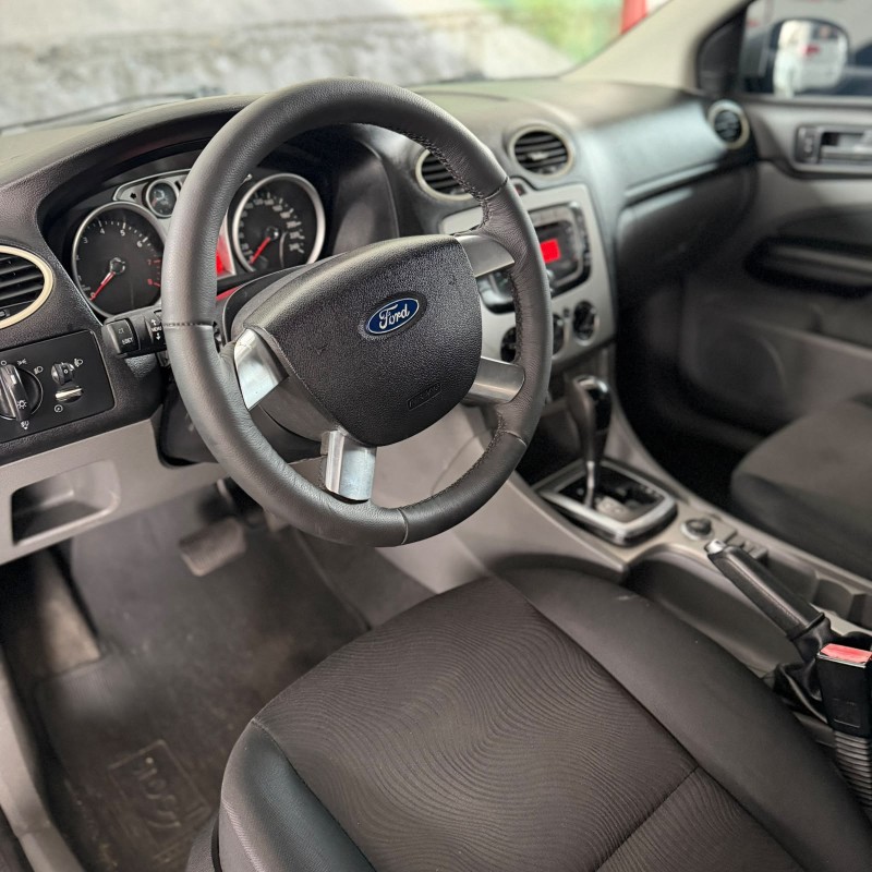 FOCUS 2.0 GLX SEDAN 16V FLEX 4P AUTOMÁTICO - 2009 - CAXIAS DO SUL