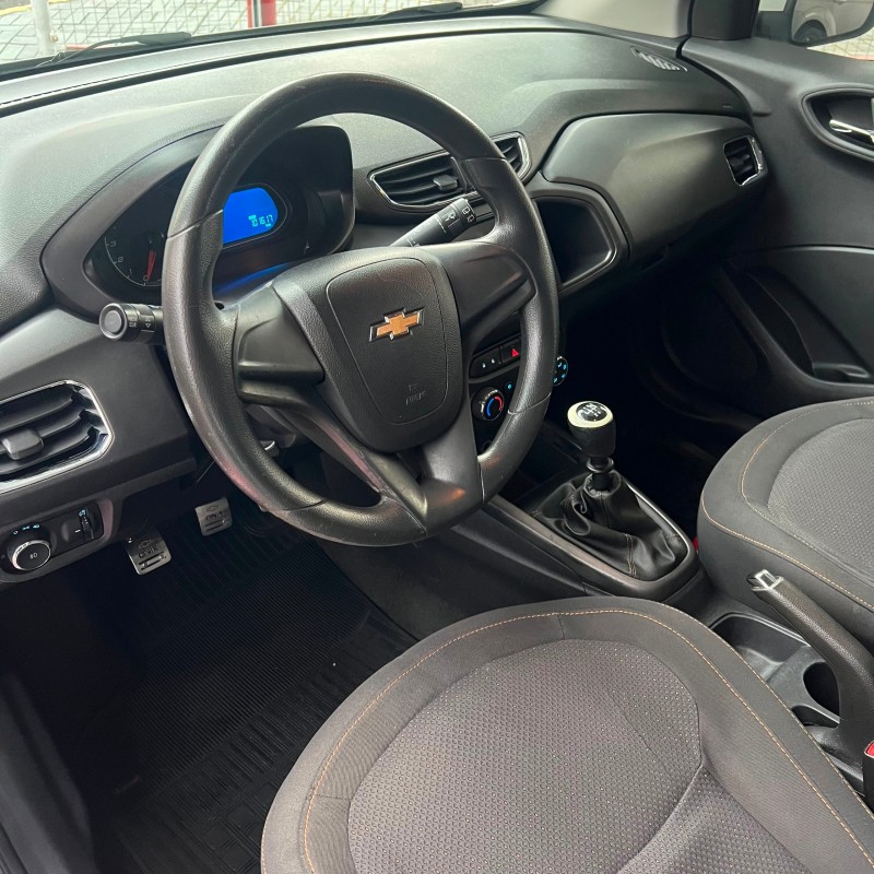 ONIX 1.4 MPFI LT 8V FLEX 4P MANUAL - 2014 - CAXIAS DO SUL