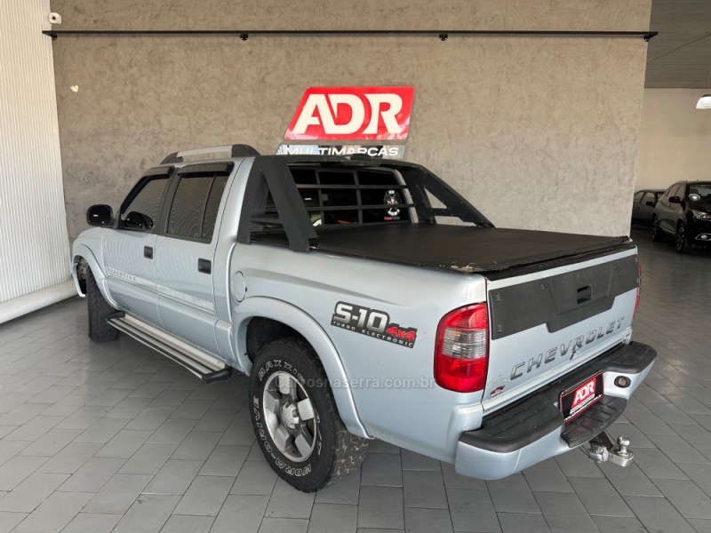 S10 2.8 EXECUTIVE 4X4 CD 12V TURBO INTERCOOLER DIESEL 4P MANUAL - 2010 - CAXIAS DO SUL