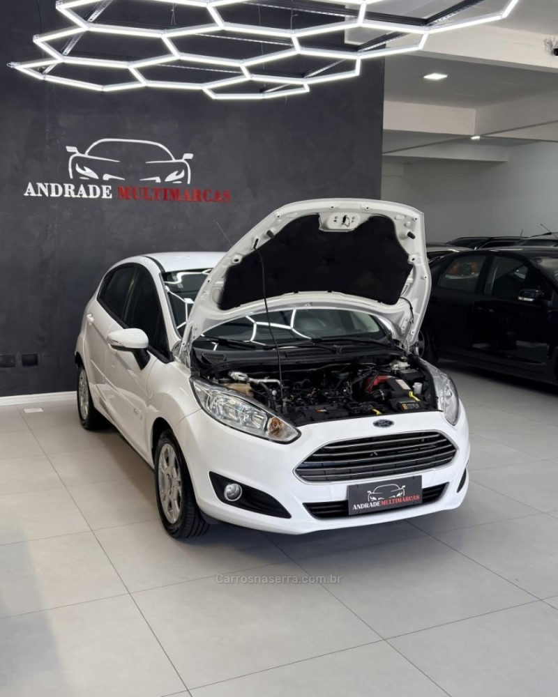 FIESTA 1.6 SE HATCH 16V FLEX 4P AUTOMÁTICO - 2014 - CAXIAS DO SUL