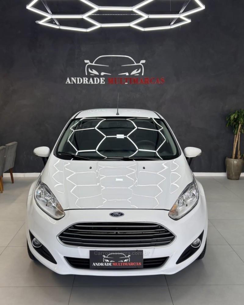 FIESTA 1.6 SE HATCH 16V FLEX 4P AUTOMÁTICO - 2014 - CAXIAS DO SUL