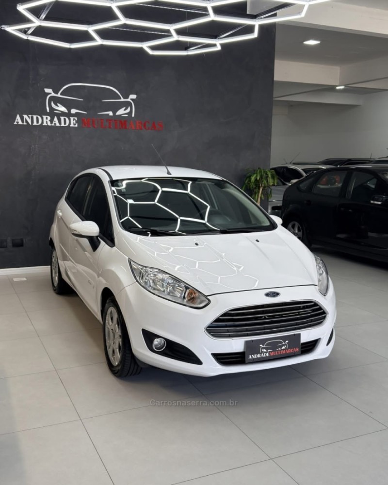 FIESTA 1.6 SE HATCH 16V FLEX 4P AUTOMÁTICO - 2014 - CAXIAS DO SUL