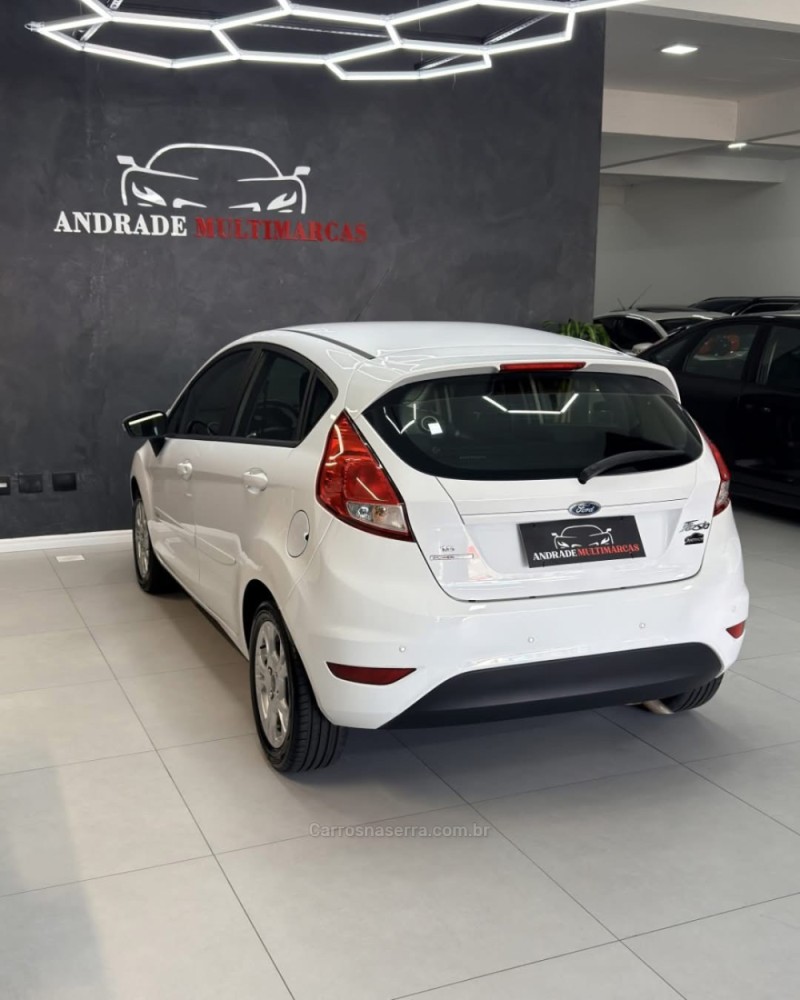 FIESTA 1.6 SE HATCH 16V FLEX 4P AUTOMÁTICO - 2014 - CAXIAS DO SUL