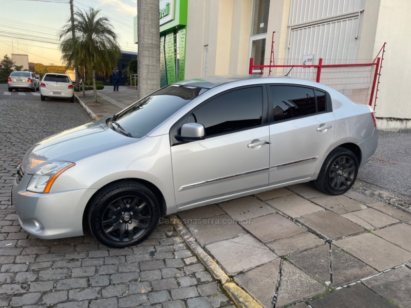 SENTRA 2.0 16V FLEX 4P MANUAL - 2011 - FARROUPILHA