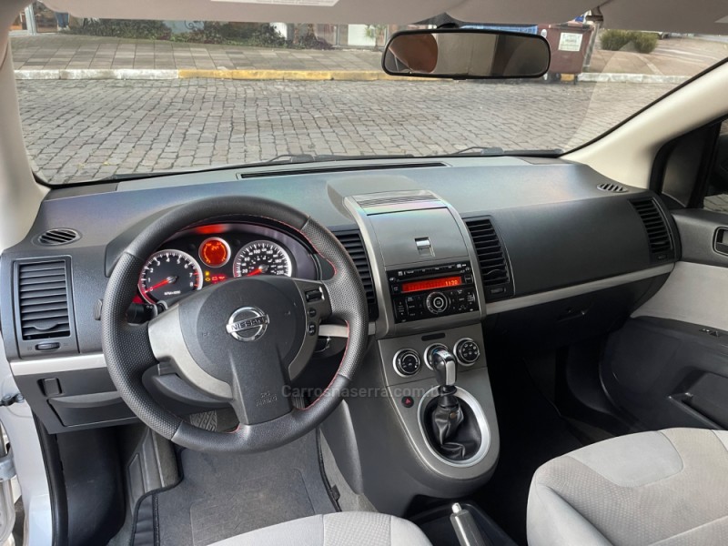 SENTRA 2.0 16V FLEX 4P MANUAL - 2011 - FARROUPILHA