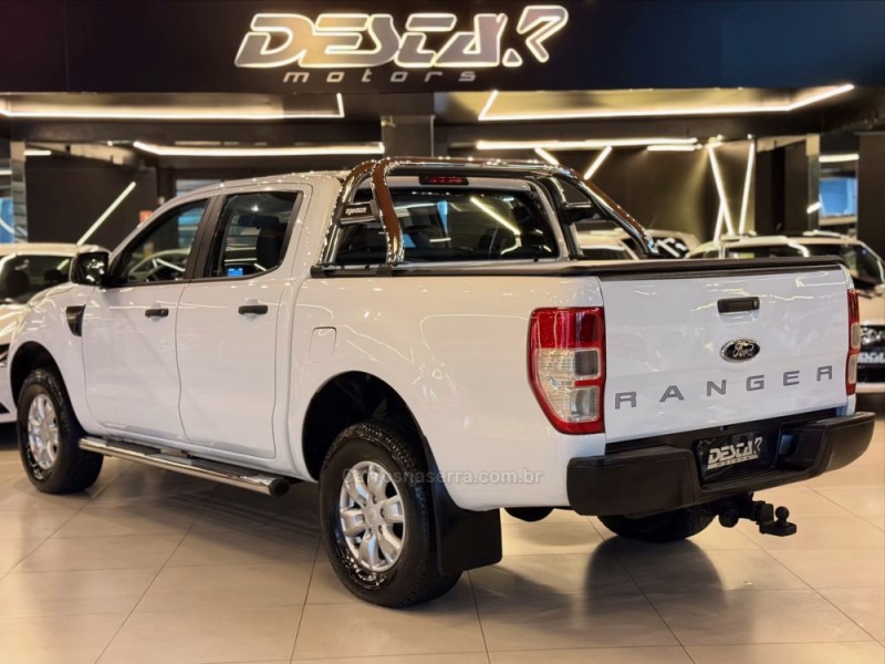 RANGER 2.5 XLT 4X2 CD 16V FLEX 4P MANUAL - 2015 - NOVO HAMBURGO