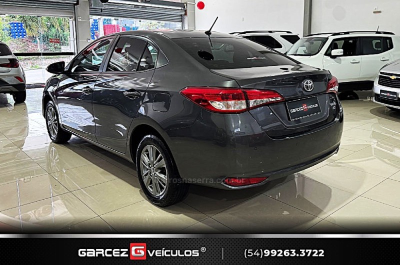 YARIS 1.5 16V FLEX SEDAN XL PLUS TECH MULTIDRIVE3 - 2022 - BENTO GONçALVES
