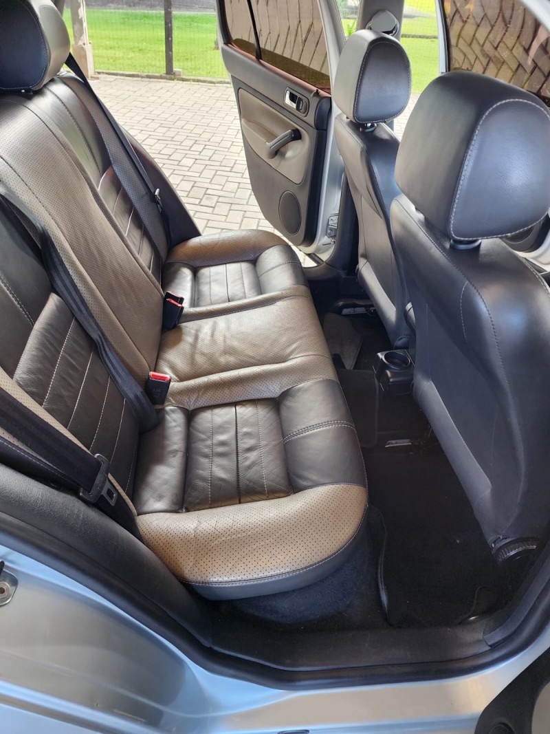 GOLF 1.6 MI SPORTLINE 8V FLEX 4P MANUAL - 2008 - CAXIAS DO SUL