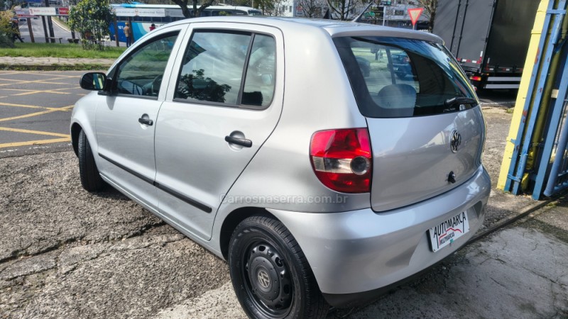 FOX 1.0 MI 8V FLEX 4P MANUAL - 2009 - CAXIAS DO SUL