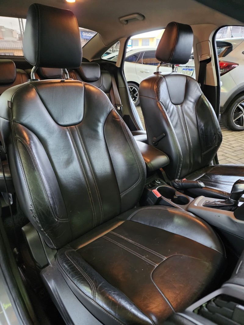 FOCUS 2.0 SE SEDAN 16V FLEX 4P AUTOMÁTICO - 2014 - CAXIAS DO SUL