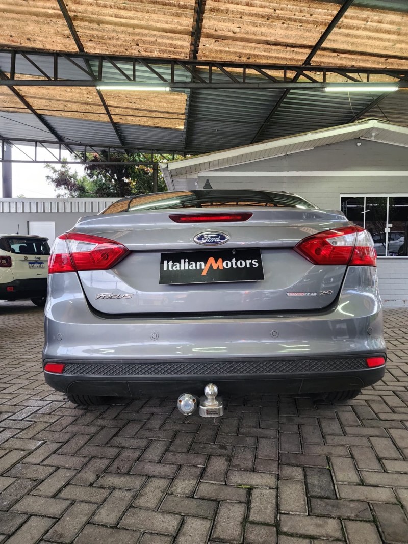 FOCUS 2.0 SE SEDAN 16V FLEX 4P AUTOMÁTICO - 2014 - CAXIAS DO SUL