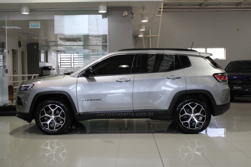COMPASS 1.3 LONGITUDE T270 16V TURBO FLEX 4P AUTOMÁTICO - 2025 - CAXIAS DO SUL
