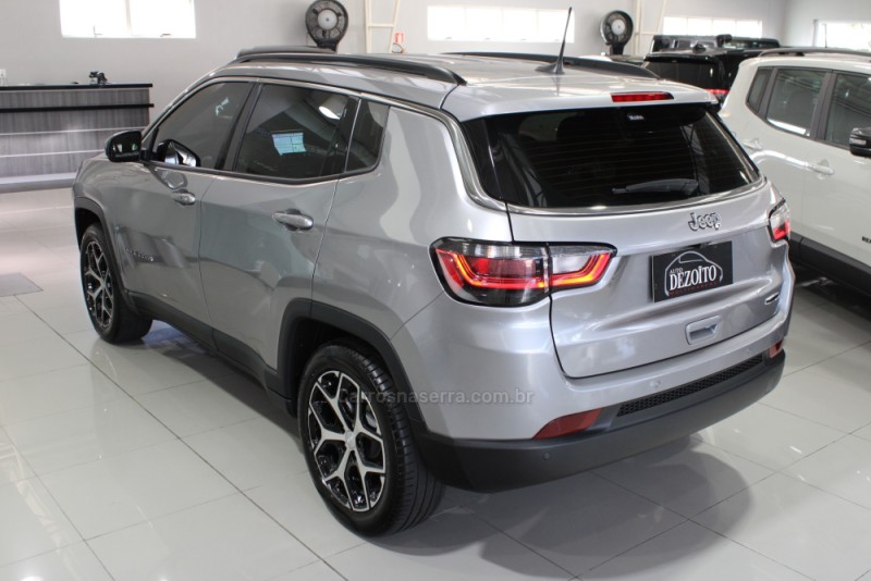 COMPASS 1.3 LONGITUDE T270 16V TURBO FLEX 4P AUTOMÁTICO - 2025 - CAXIAS DO SUL