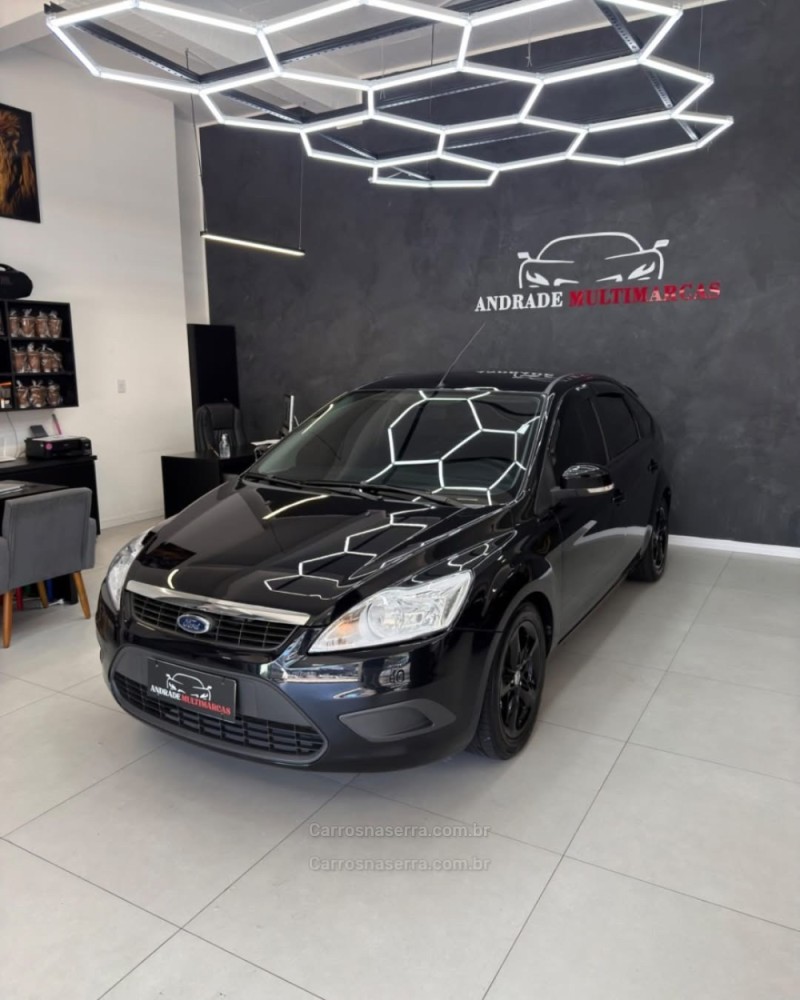 FOCUS 1.6 GLX 8V FLEX 4P MANUAL - 2010 - CAXIAS DO SUL
