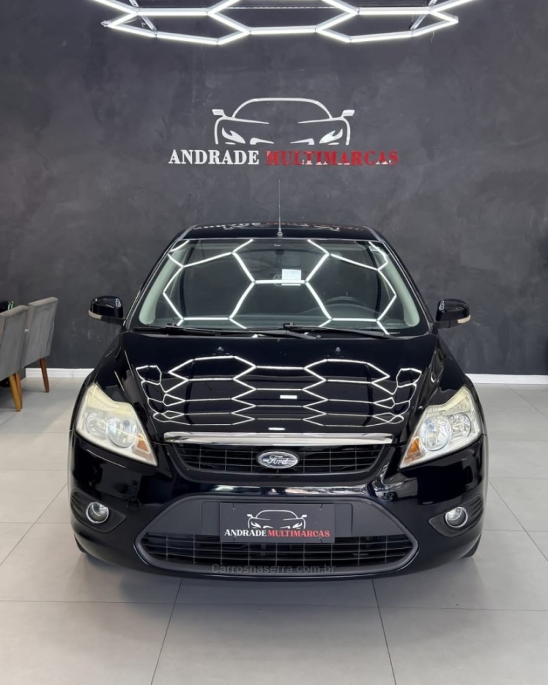 FOCUS 1.6 GLX 8V FLEX 4P MANUAL - 2010 - CAXIAS DO SUL