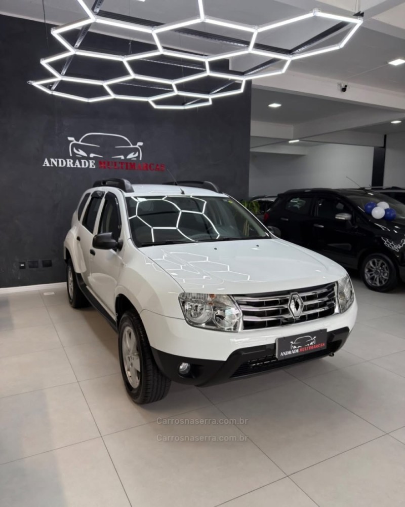 DUSTER 1.6 EXPRESSION 4X2 16V FLEX 4P MANUAL - 2014 - CAXIAS DO SUL
