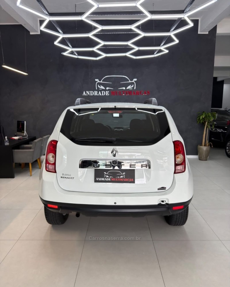 DUSTER 1.6 EXPRESSION 4X2 16V FLEX 4P MANUAL - 2014 - CAXIAS DO SUL