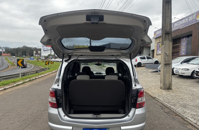 SPIN 1.8 LTZ 8V FLEX 4P AUTOMÁTICO - 2014 - DOIS IRMãOS