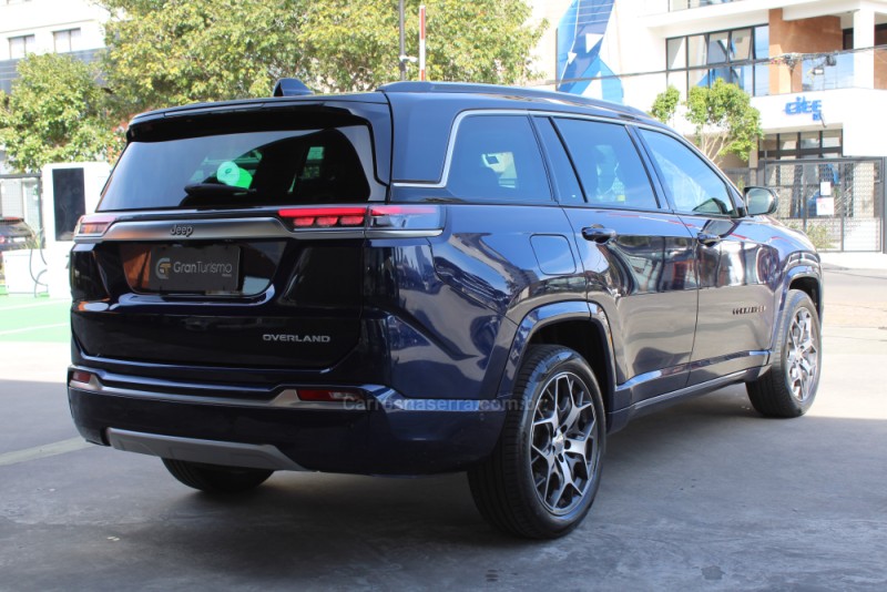 COMMANDER 1.3 OVERLAND T270 16V 4X2 TURBO FLEX 4P AUTOMÁTICO - 2022 - CAXIAS DO SUL