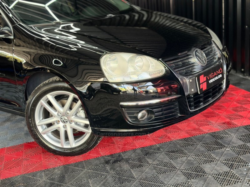 JETTA 2.5 I 20V 150CV GASOLINA 4P TIPTRONIC - 2009 - CAXIAS DO SUL