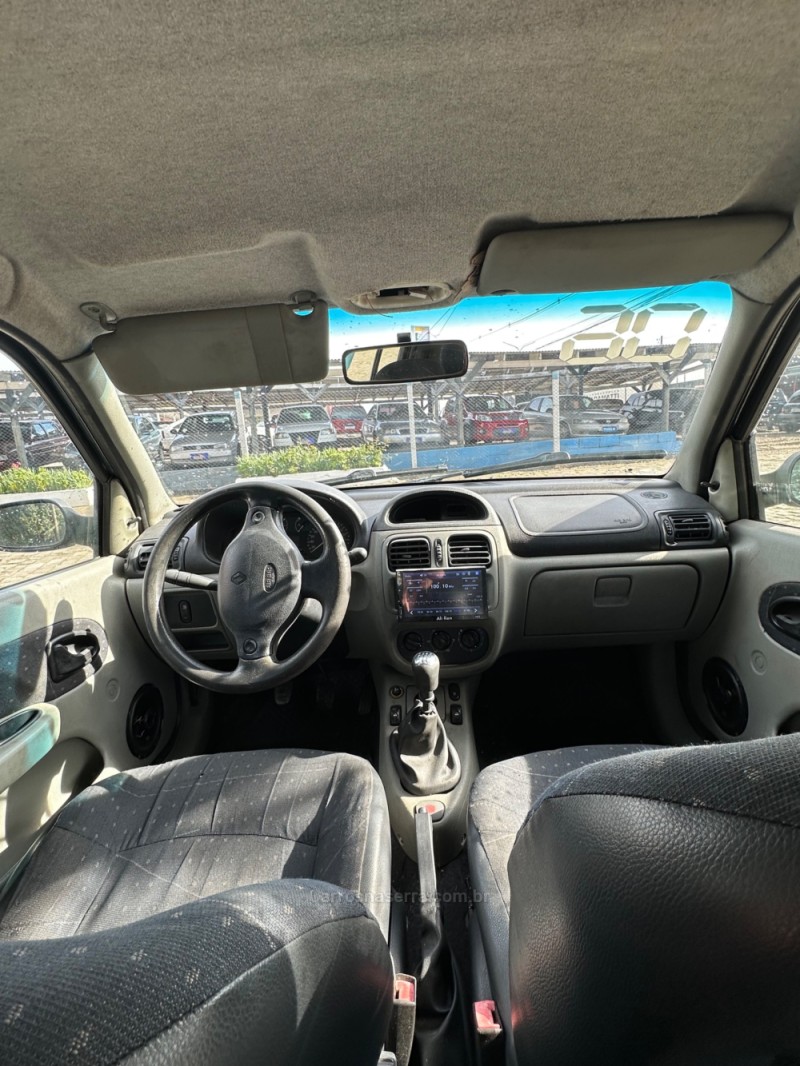 CLIO 1.0 16V FLEX 4P MANUAL - 2006 - CAXIAS DO SUL