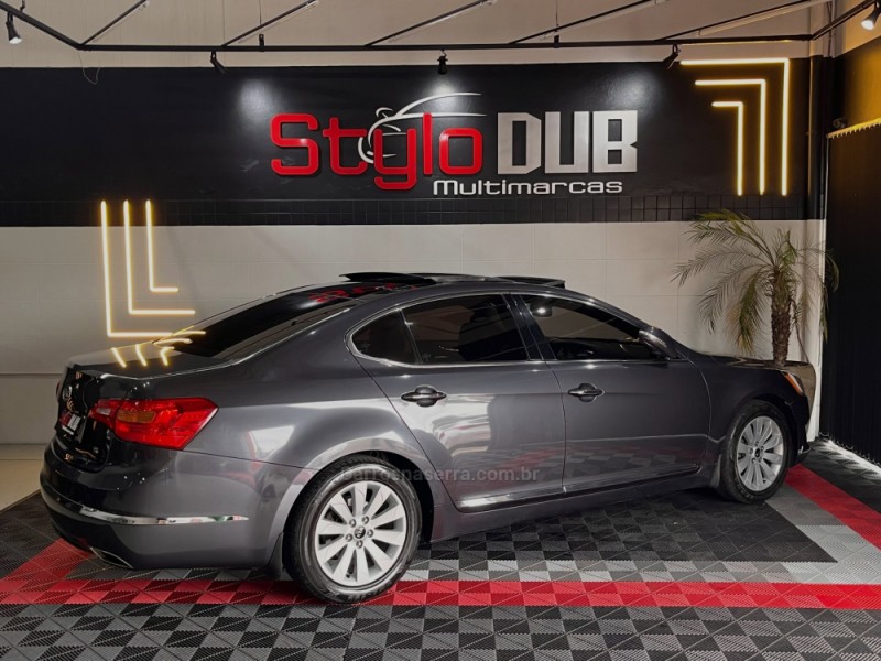 CADENZA 3.5 V6 24V GASOLINA 4P AUTOMÁTICO - 2011 - ESTâNCIA VELHA