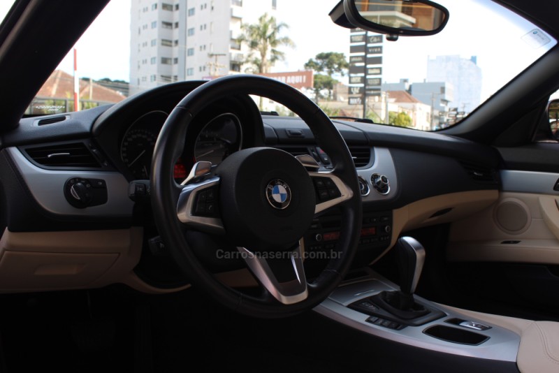 Z4 2.5 ROADSTER 23I I6 24V GASOLINA 2P AUTOMÁTICO - 2011 - CAXIAS DO SUL