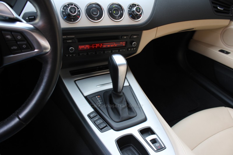 Z4 2.5 ROADSTER 23I I6 24V GASOLINA 2P AUTOMÁTICO - 2011 - CAXIAS DO SUL