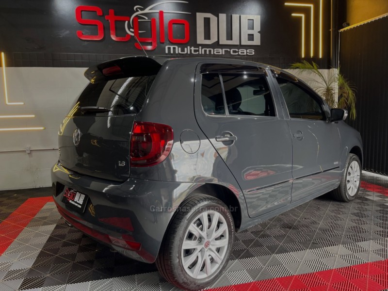 FOX 1.6 MI PRIME 8V FLEX 4P MANUAL - 2012 - ESTâNCIA VELHA