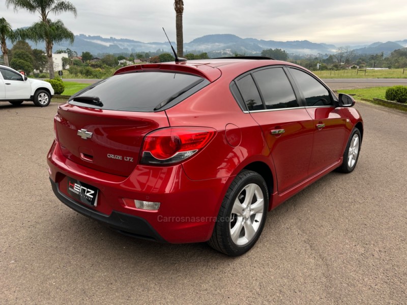 CRUZE 1.8 LTZ SPORT6 16V FLEX 4P AUTOMÁTICO - 2014 - BOM PRINCíPIO