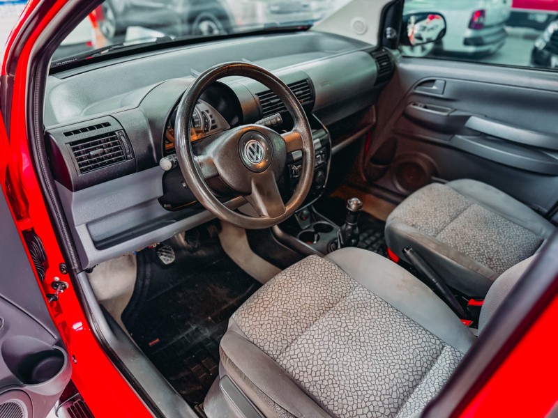 FOX 1.6 MI 8V FLEX 4P MANUAL - 2004 - CAXIAS DO SUL
